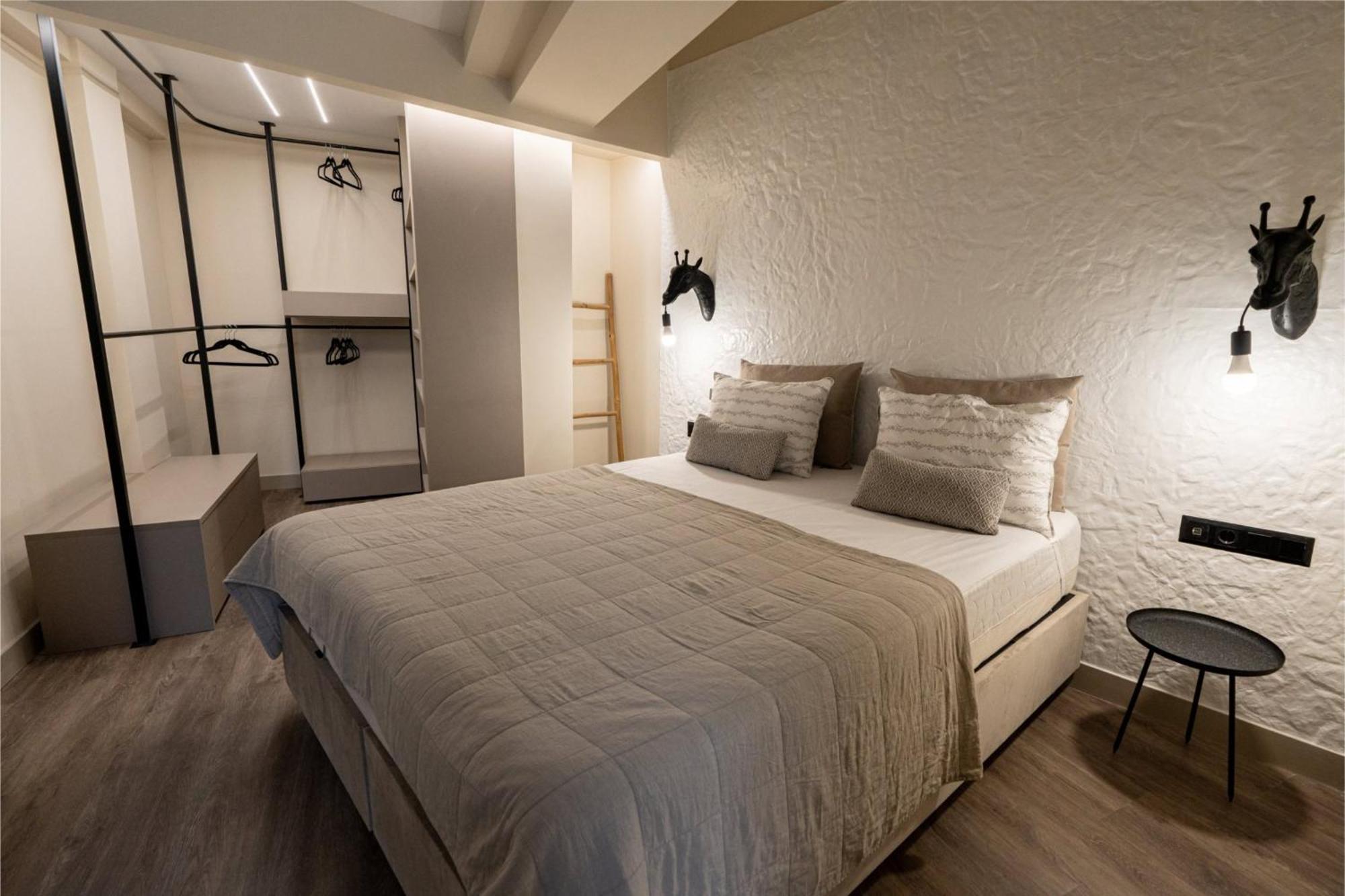 One-Bedroom Apartment Terrace